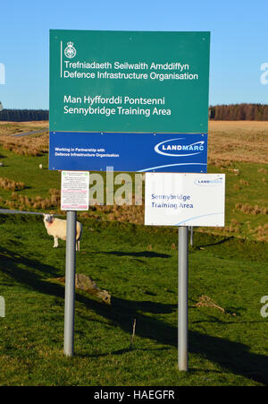 Sennybridge Training Bereich MOD Hinweis am Rand des Brecon Beacons und Mynydd Epynt in der Nähe von Llywel, Powys, Wales. Stockfoto