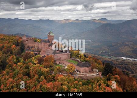 ELSASS-SCHLÖSSER-ROUTE, BAS-RHIN (67), FRANKREICH Stockfoto