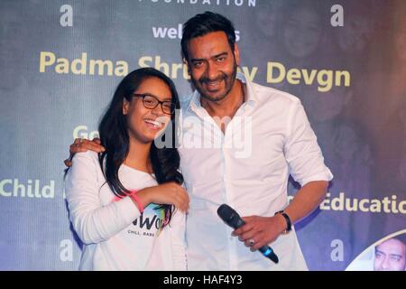 Bollywood-Schauspieler Ajay Devgn Tochter Nysa Pressekonferenz der Smile Foundation, neue Kampagne sie können fliegen Mumbai bekannt zu geben Stockfoto