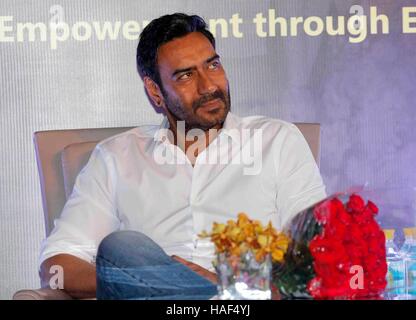 Bollywood-Schauspieler Ajay Devgn Pressekonferenz der Smile Foundation, neue Kampagne sie können fliegen Mumbai bekannt zu geben Stockfoto