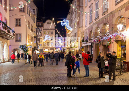 Das Zentrum von Straßburg in der Weihnachtszeit, Weinstraße, Bas-Rhin-Elsass-Frankreich-Europa Stockfoto