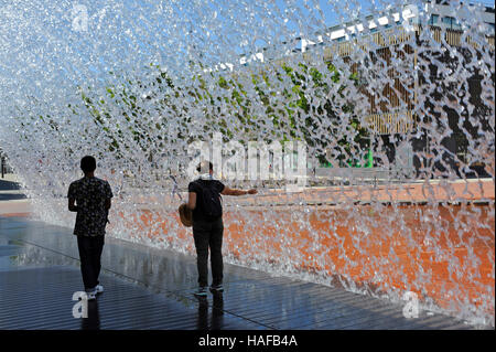 Wasserwand, Jardim da Agua, Wasser-Garten, Parque Das Nacoes, Nation Park, Lisboa, Lissabon, Portugal Stockfoto