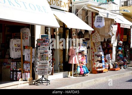 Einkaufsstraße in der alten Stadt, Rethymno, Kreta, Griechenland, Europa Tourist. Stockfoto