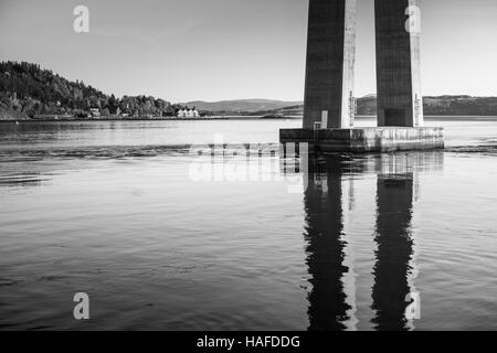 Skarnsund Brücke tragen, moderne Automobilindustrie konkrete Schrägseilbrücke in Norwegen Stockfoto