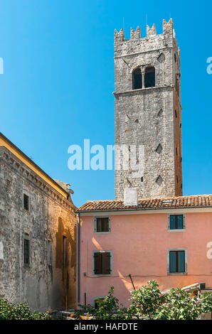 Alten Glockenturm in Motovun. Istrien. Kroatien Stockfoto