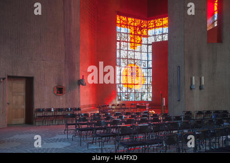 Deutschland, Nordrhein-Westfalen, Kreis Mettmann, Velbert, Neviges. Der Nevigeser Wallfahrtsdom "Maria, Königin des Friedens", Erbaut Zwischen 1963 un Stockfoto