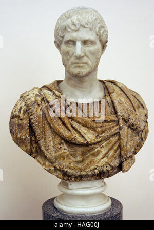 Lucius Junius Brutus in eine moderne Alabaster Büste. Kurzen Zeit (98-117 n. Chr.). Nationales Archäologisches Museum, Naples. Italien. Stockfoto