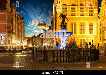 Der Long Lane Straße in Danzig in der Nacht Stockfoto