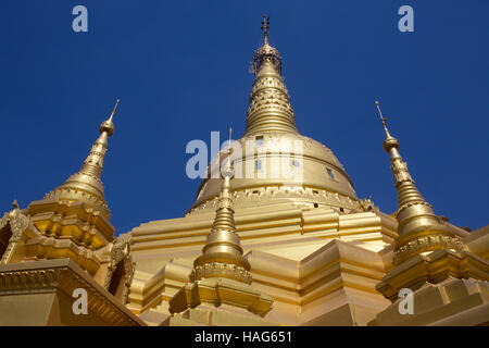 Die Aung Setkaya Pagode in der Nähe von Monywa in Sagaing Division von Myanmar (Burma). Stockfoto