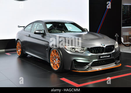 Nonthaburi, Thailand. 30. November 2016. NONTHABURI - 30 NOVEMBER: BWM M4 GTS Coupe Auto auf dem Display an Thailand International Motor Expo 2016 am 30. November 2016 in Nonthaburi, Thailand. Bildnachweis: Chatchai Somwat/Alamy Live-Nachrichten Stockfoto