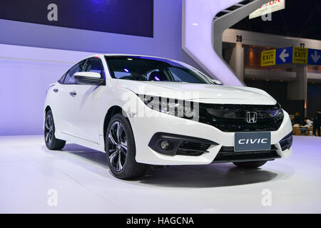 Nonthaburi, Thailand. 30. November 2016. NONTHABURI - 30 NOVEMBER: Honda Civic Auto auf dem Display an Thailand International Motor Expo 2016 am 30. November 2016 in Nonthaburi, Thailand. Bildnachweis: Chatchai Somwat/Alamy Live-Nachrichten Stockfoto