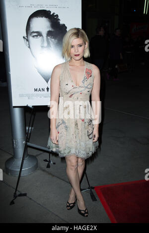 Hollywood, USA. 30. November 2016. Kate Mara besucht die Premiere von Lionsgate Premiere "Man Down" im ArcLight Hollywood am 30. November 2016 in Hollywood, Kalifornien Credit: The Foto Zugang/Alamy Live News Stockfoto