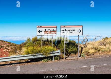 Hinweisschilder auf Teneriffa Teide-Nationalpark Stockfoto