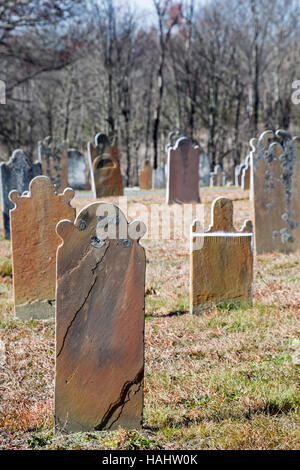 Berlin, Pennsylvania - Grabsteine auf dem Friedhof von Old Log Church. Die ersten Bestattungen waren im Jahre 1806. Stockfoto