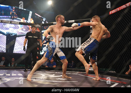 SYKTYVKAR, Russland - 26. November 2016: Parma MMA Profikämpfen-7 Turnier. Stockfoto