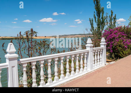 Blick auf den See von Arcos De La Frontera, Spanien Stockfoto