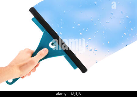 Hand mit Fensterreinigungs-Tool und blauer Himmel Stockfoto