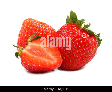 Gruppe von Erdbeeren auf weißem Hintergrund isoliert Stockfoto