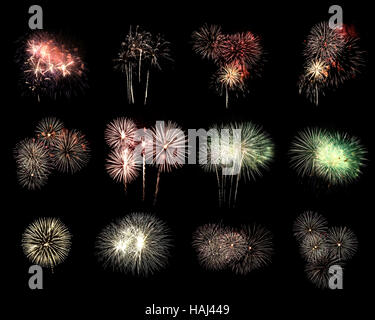 Buntes Feuerwerk sortierte Auswahl auf einem schwarzen Hintergrund. Stockfoto