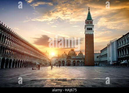 Piazza San Marco nach der Dämmerung. Venedig, Italien Stockfoto