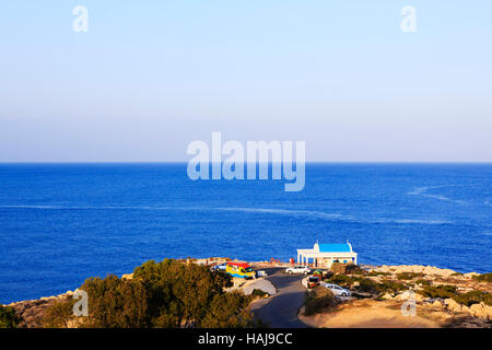 Kirche von Agioi Anargyroi Kapelle, Kap Greco.Cyprus Stockfoto