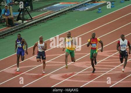 Herren 100M FINISH MENS 100M Athen Griechenland 22. August 2004 Stockfoto