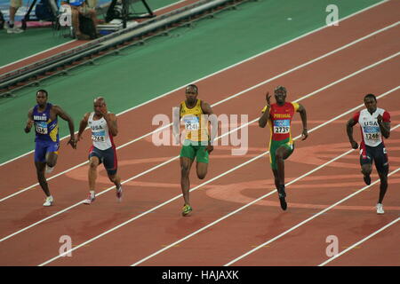 Herren 100M FINISH MENS 100M Athen Griechenland 22. August 2004 Stockfoto