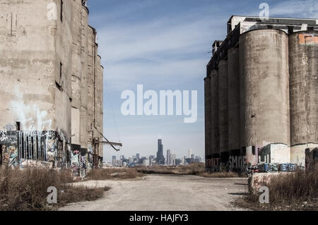 Skyline von Chicago von Damen-Silos aus gesehen. Stockfoto