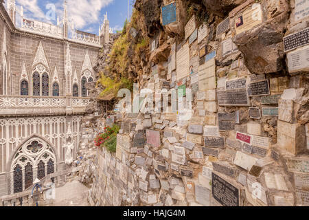 Las Lajas Sanctuary ist eine Basilika befindet sich In der südlichen Kolumbien, gebaut in der Schlucht des Flusses Guaiatara, Südamerika Stockfoto