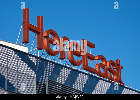 Neues Gebäude komplexe Gehäuse HereEast von der Queen Elizabeth Olympic Park in London, Vereinigtes Königreich. Stockfoto