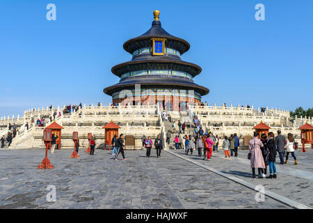 Tempel des Himmels - eine Frontansicht des Hall of Prayer für gute Ernten, die Hauptattraktion der Himmelstempel, Beijing, China. Stockfoto