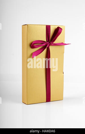 goldenen Geschenk-box Stockfoto