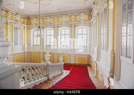 neoklassische Marmortreppe im Schloss Rundale, Lettland Stockfoto