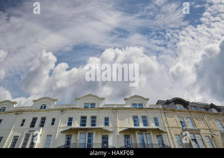 Niedrigen Winkel Ansicht des Badehotels, Weston Super Mare, England, Vereinigtes Königreich Stockfoto