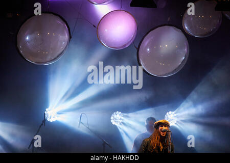 Manchester-Sänger JP Cooper Band Sänger live-Performance auf der Bühne happy Island Records Heimatstadt gig Promi berühmt berühmte Persönlichkeit des öffentlichen Lebens Stern notori Stockfoto