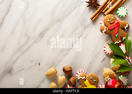 Urlaub-Hintergrund mit Lebkuchen Stockfoto