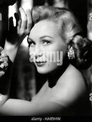 VIRGINIA MAYO (1920-2005) U.S. film Schauspielerin und Tänzerin ca. 1952 Stockfoto