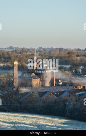 Hook Norton Brauerei am Morgen Frost. Hook Norton, Oxfordshire, England Stockfoto