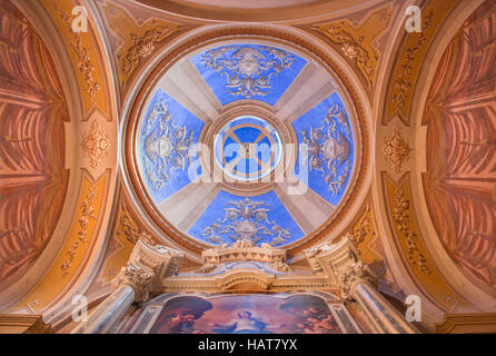 BRESCIA, Italien - 21. Mai 2016: Die Seite Kuppel in der Kirche Chiesa di San Giorgio. Stockfoto