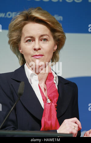 Ursula von der Leyen und Christine Lagarde beim Trauerstaatsakt für den