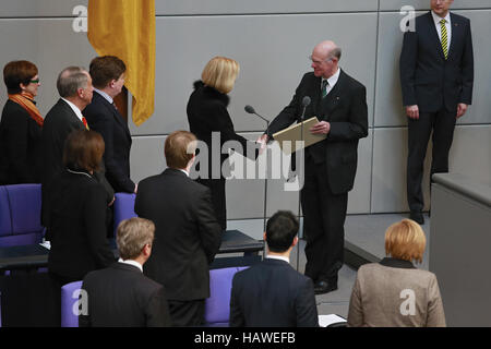 Neue FM Wanka ist willkommen im Bundestag Stockfoto