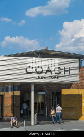 Coach Outlet Fabrikverkauf Stockfoto