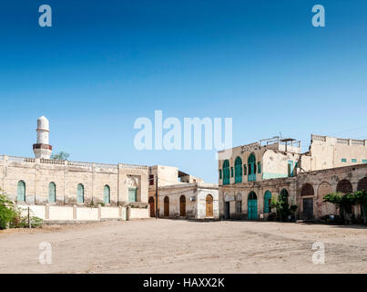 lokalen Roten Meer Architektur im Stil Straße im zentralen Massawa alte Stadt Eritrea Stockfoto