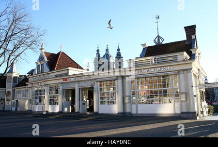 Amsterdam Tourist Office am Stationsplein Square in central Amsterdam, Niederlande Stockfoto