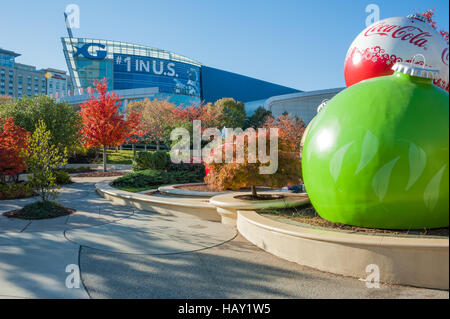 Georgia Aquarium und World of Coca-Cola am Pemberton Place entlang der Centennial Olympic Park in der Innenstadt von Atlanta, Georgia, USA. Stockfoto