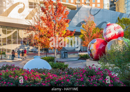 Welt von Coca-Cola in der Innenstadt von Atlanta, Georgia, neben der Centennial Olympic Park. (USA) Stockfoto