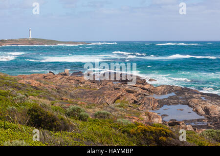 Cape Leeuwin Leuchtturm, an der südwestlichen Spitze von Australien, wo sich zwei Ozeane treffen. Stockfoto