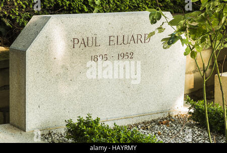 Grab Paul Eluard Stockfoto