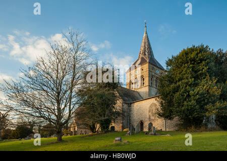 Herbst im All Saints Church in East Meon, Hampshire, England. Stockfoto