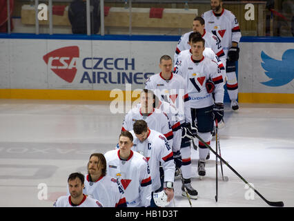 Moskau, Russland - 26. November 2016: auf Eishockey Spiel Spartak Vs Slovan auf russischen KHL premier Hockey League Championship im Luzhniki Sportarena, Moskau, Russland. Spartak gewann mit 4:2 Stockfoto